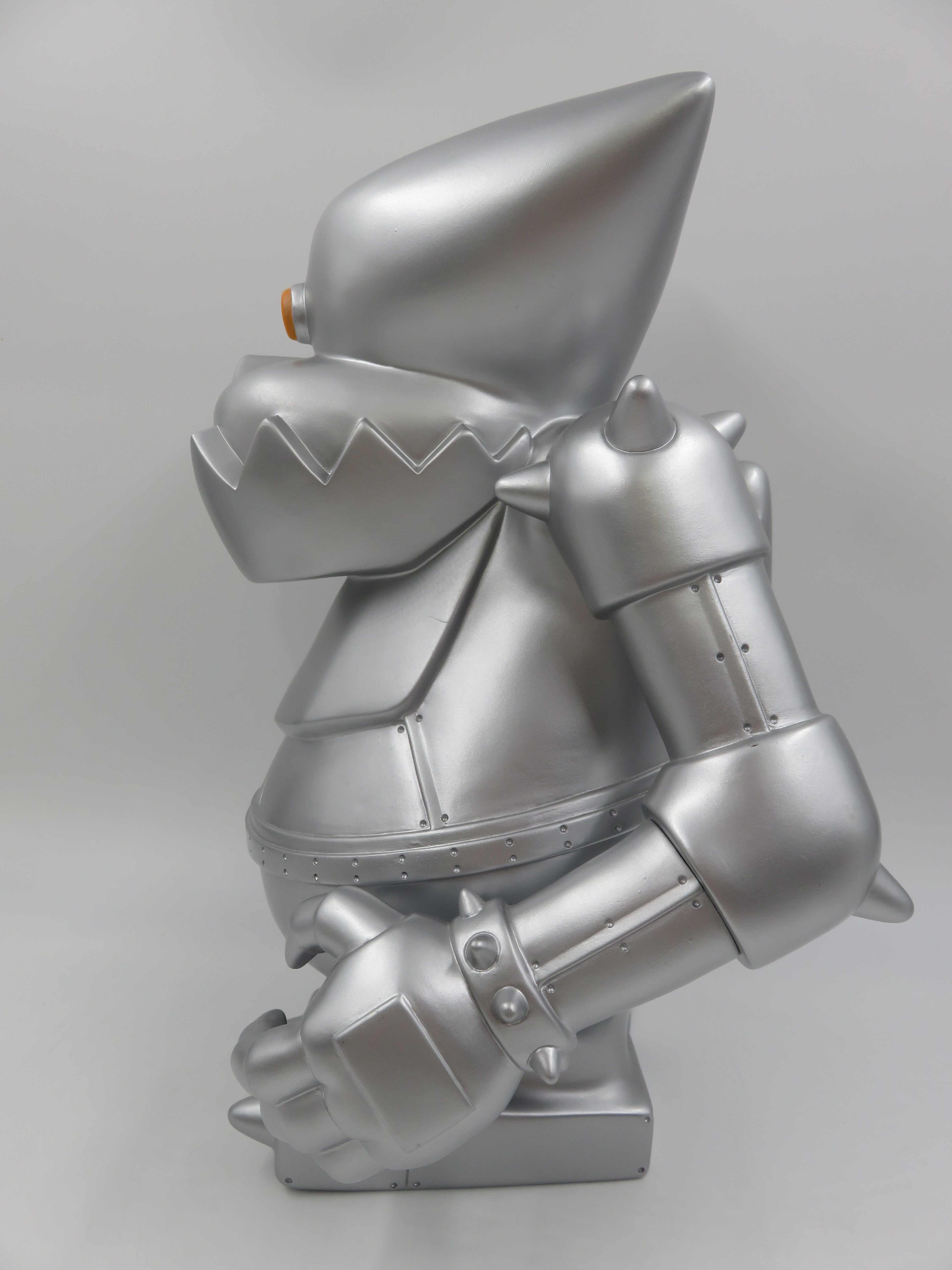BOUNTY HUNTER Silver Mekaru Kun 12" Designer Toy - (2002) Designer Art Toy